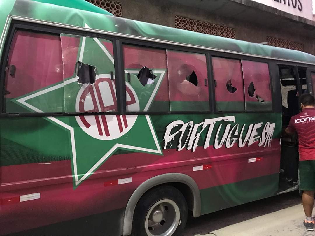 Ônibus da delegação da Lusa foi apedrejado após a partida