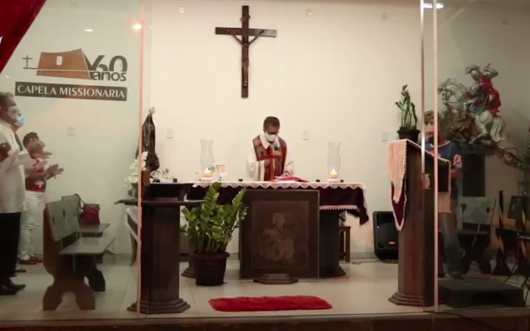 Padre Olavo Breem rezou a missa pelo aniversário da agremiação