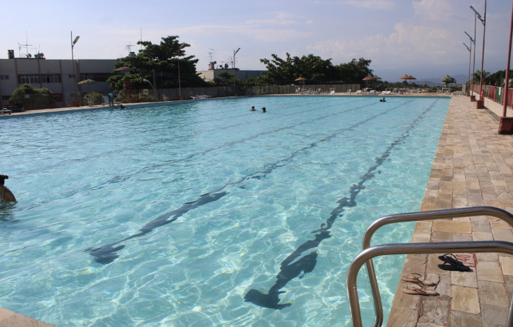 O Parque Aquático da Lusa dispõe de uma piscina olímpica, que é considerada a maior da região