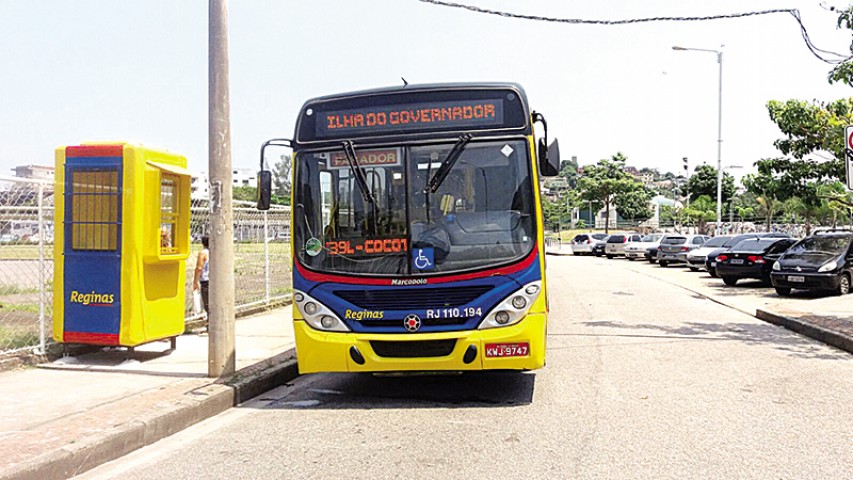 A maioria dos usuários da linha aprovou o novo terminal do ônibus no Cocotá
