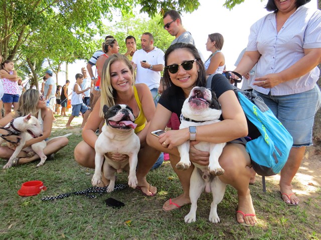 Donas de cães aprovaram o espaço destinado aos cachorros no Moneró