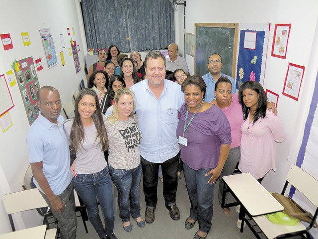 Wagner Victer com professores e coordenadores do Cetep-Ilha