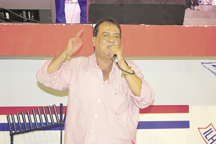 O presidente Ney Filardi cortou samba ruim 