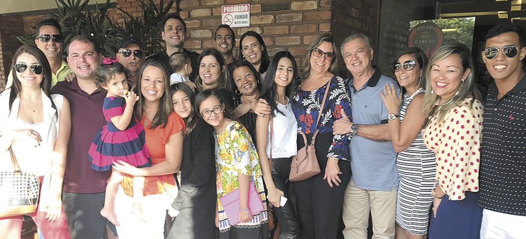 José Carlos Amaral, dono da Peça Oil, comemorou com familiares, seu aniversário na Churrascaria Mocellin no domingo, dia 16