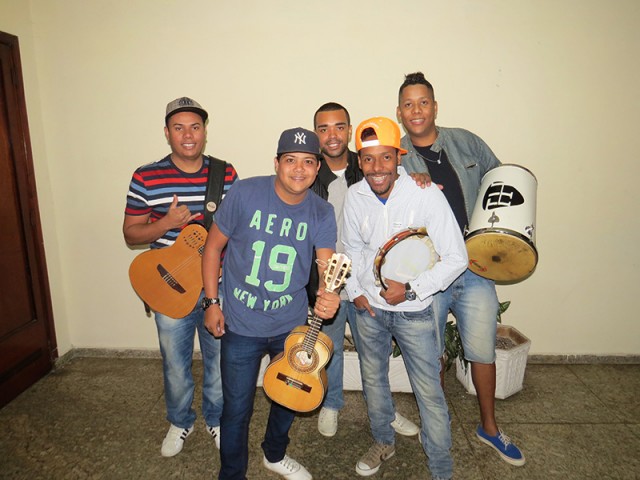 O grupo Toda Hora se apresenta na Portuguesa.