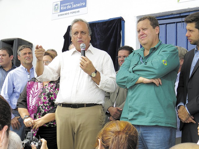 O governador Pezão discursou sobre a obra que reformou o reservatório