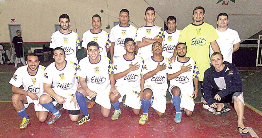 O time do Sport Aquiles é o campeão do Campeonato da Liga Insulana de Futsal desse 2º semestre. Na final, realizada na quadra da Portuguesa, o time campeão aplicou uma goleada no Embrazamento: 7 x 2
