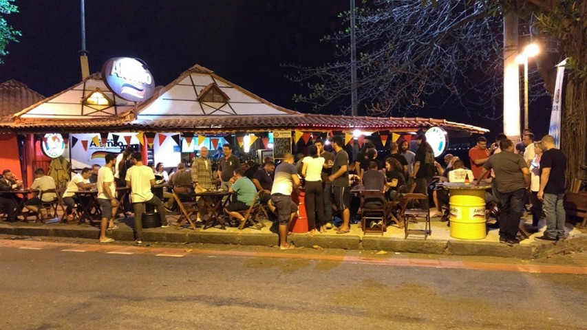 Polícia Prende Donos De Quiosques E De Restaurante Na Praia Da Bica 4678
